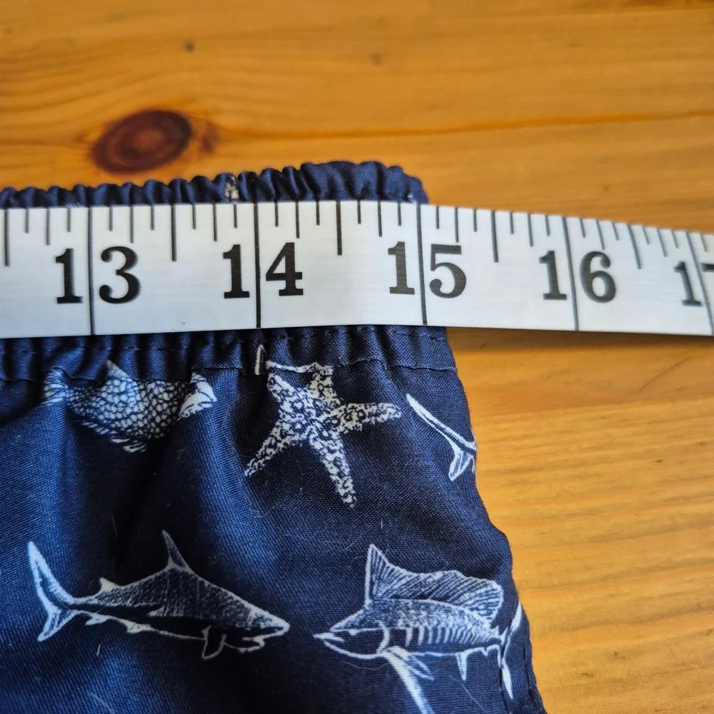 Kirkland Signature Mens Navy Blue Fish Starfish Print Swim Trunks Medium‎